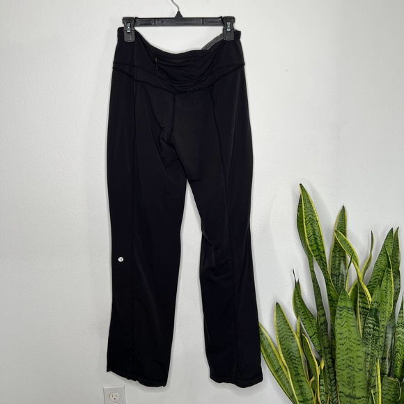 Lululemon Black Run: Free Pants 8 - Picture 2 of 6